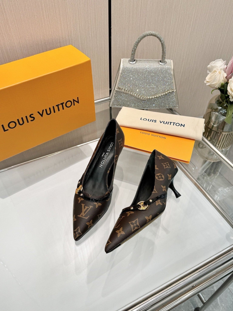 l0vis Vvtt0n heeled shoes